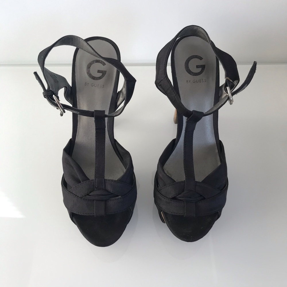 Heels - Picture 2 of 3